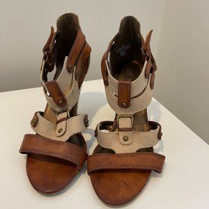 Mossimo Giannulli for Target Canvas & Leather Heel